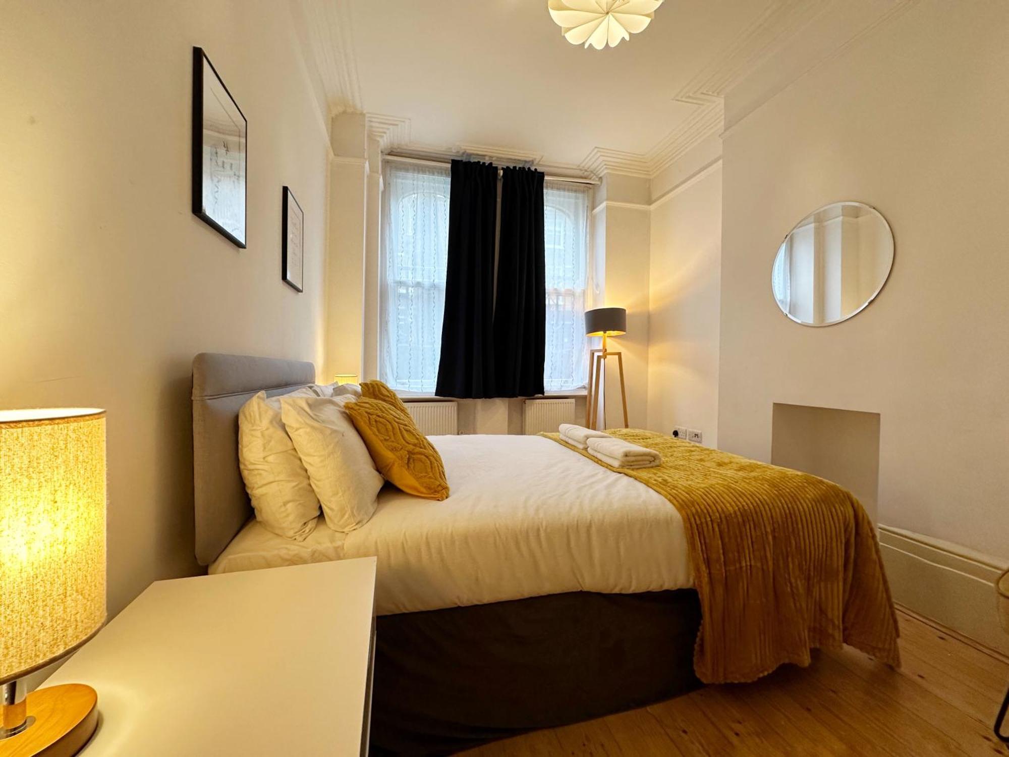 Apartamento Oliver Place In Holborn - 2 Double Beds, 1 Sofa Bed, Great Location Londres