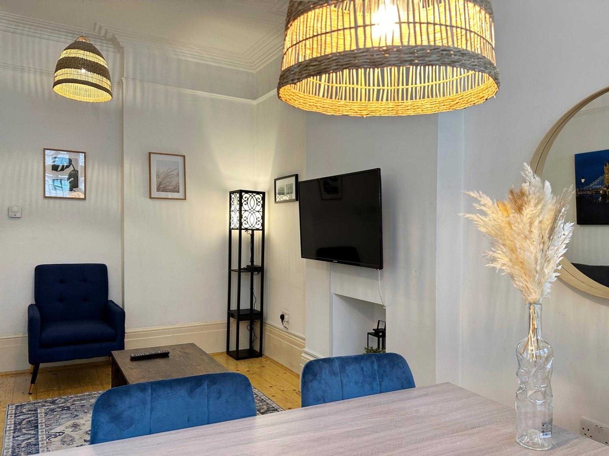 Apartamento Oliver Place In Holborn - 2 Double Beds, 1 Sofa Bed, Great Location *